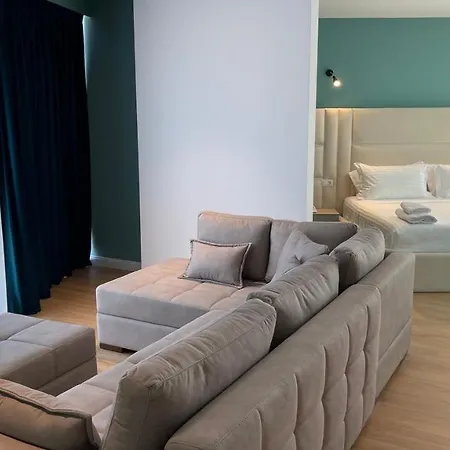 Granda 4* Тирана
